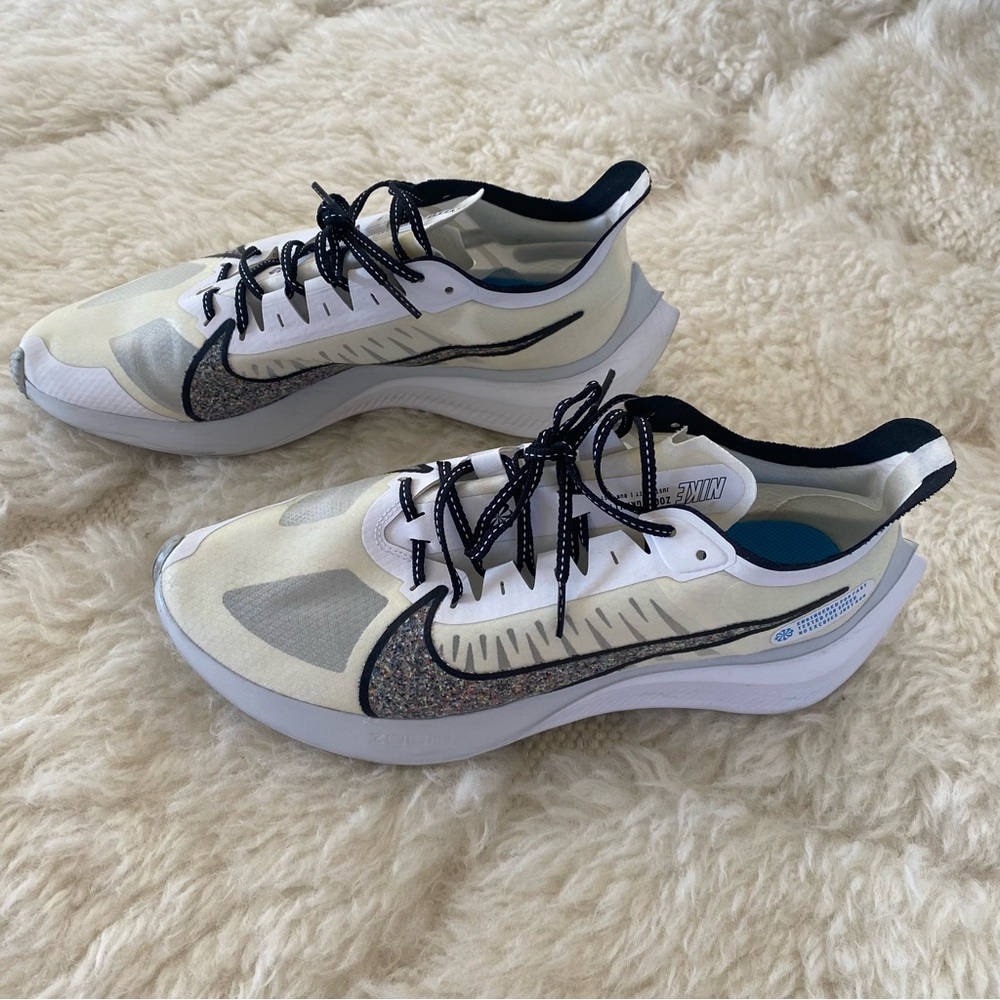 Nike Zoom Gravity “White Multi”